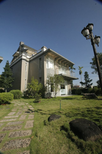 宜蘭農舍 羅運湧泉庭園農舍 百萬裝潢 千萬花園 享受羅運在我家