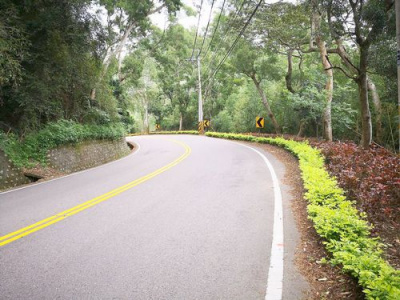 明德水庫環湖路旁山坡地*-*頭屋北岸環湖道路