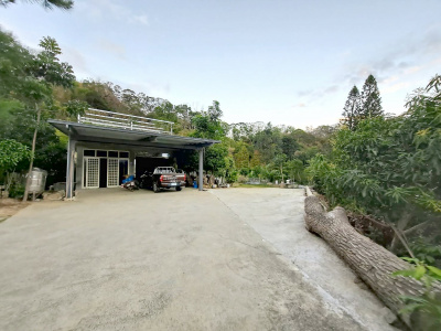 夢幻正臨湖邊合法農舍+資材室休閒美地