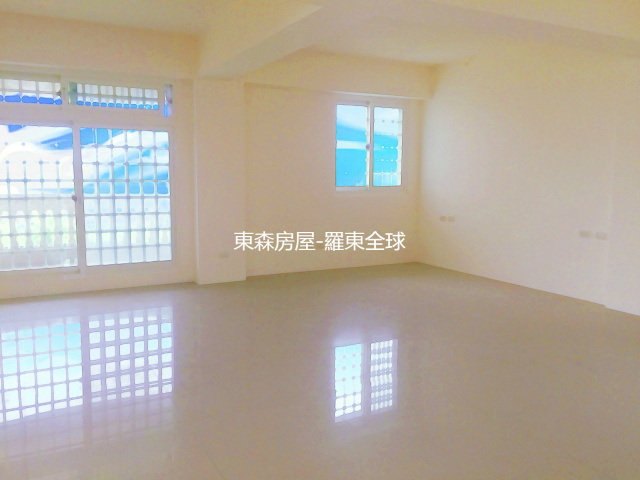 宜蘭農舍  安農溪河畔第一排歐宮農舍 緊鄰羅東運動公園 