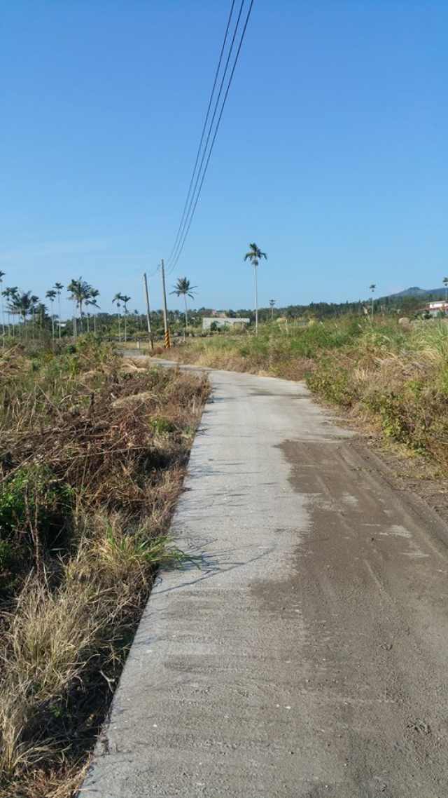 台東東河都蘭山腳下農地