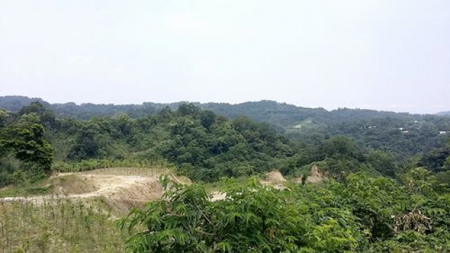 三灣沉香木休閒山坡地*-*成交快房屋
