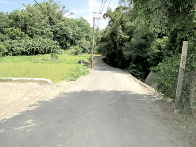 三灣悠閒山坡地 +大坪數建地