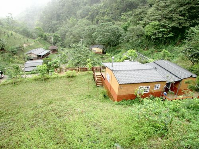 明德水庫魯冰花休閒地*-*小型社區水電齊全