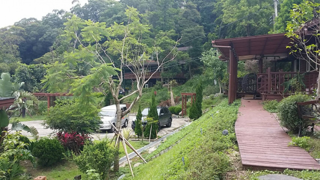 永和山水庫休閒木屋*-*小型社區水電齊全