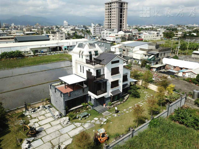 宜蘭農舍-〝五結花園農舍〞緊鄰羅東市區 北上國道5分鐘 機能便利 市區農舍