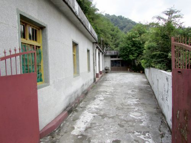 獅潭休閒山坡地+建地^~^苗栗土地買賣介紹