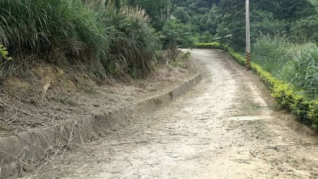 頭份在水一方休閒美地*-*超便宜社區型休閒地