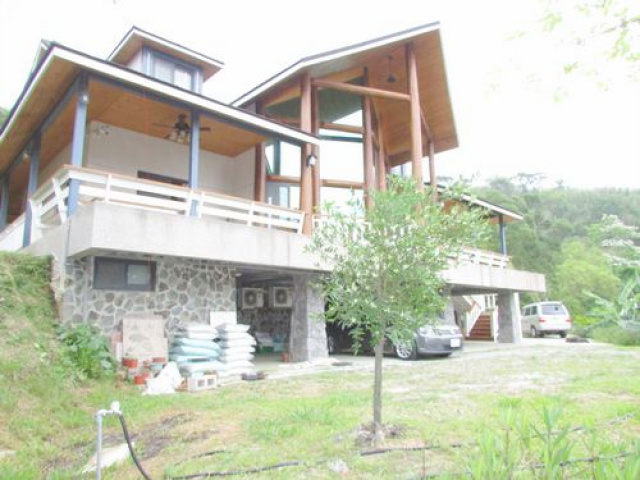 頭份向陽小木屋別墅露營美地