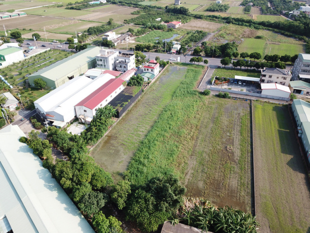 子龍廟大馬路旁農地