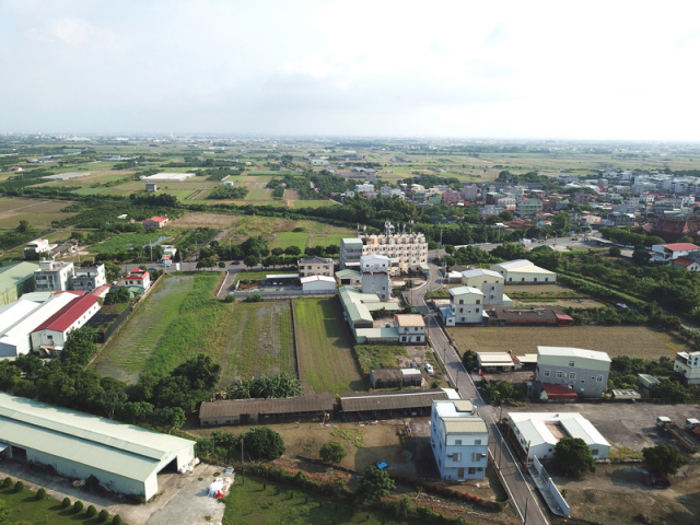 子龍廟大馬路旁農地