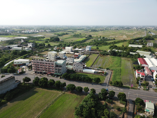 子龍廟大馬路旁農地