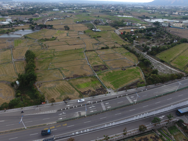 台中大甲大面積假日農地