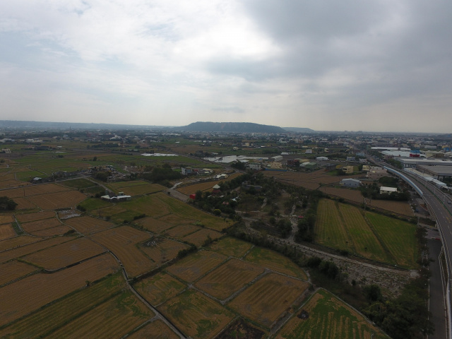 台中大甲大面積假日農地