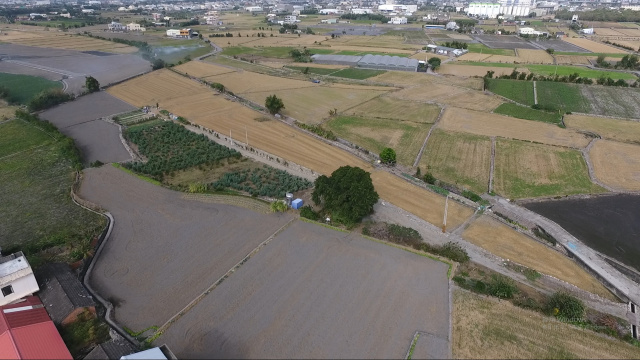台中大甲大面積假日農地