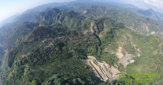 長龍路四段悠活山莊農地，環境幽靜，適退休養生田園生活