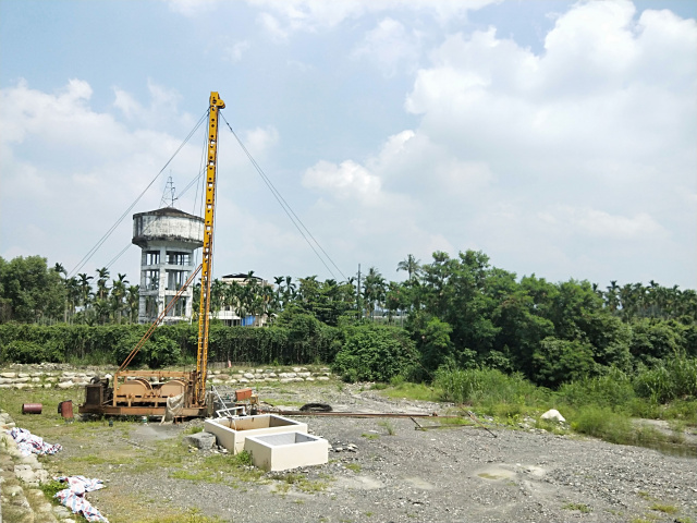 高樹阿拔泉雙面路景觀美農地