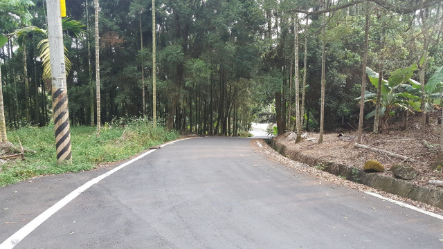 ★南投中寮棋盤石風景區休閒美農地1416.3坪★決心要賣，出價就談