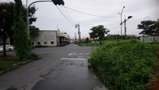 岡山聖森路旁農地