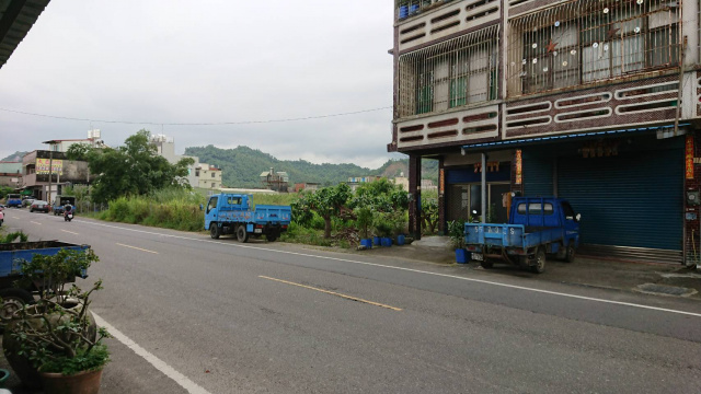 高雄 燕巢 中民路 建.農地