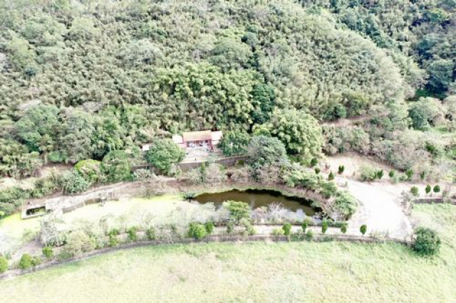 三合院紅磚屋休閒農場用地 