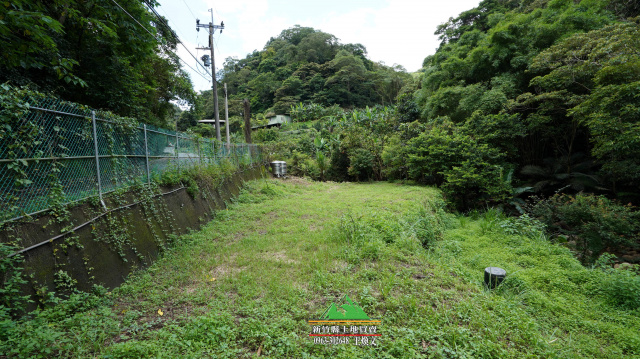 新竹縣芎林鹿寮坑綠色小徑臨溪梯田-新竹縣土地